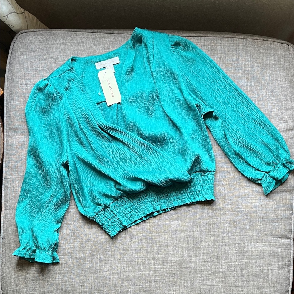 Emerald Green Wrap Crop Top Blouse Shirt Soft Flowy Monteau Los Angeles L NWT